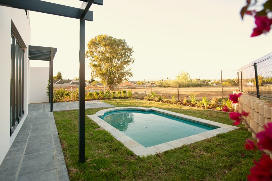4 Bedroom Property for Sale in Wellington Central Western Cape